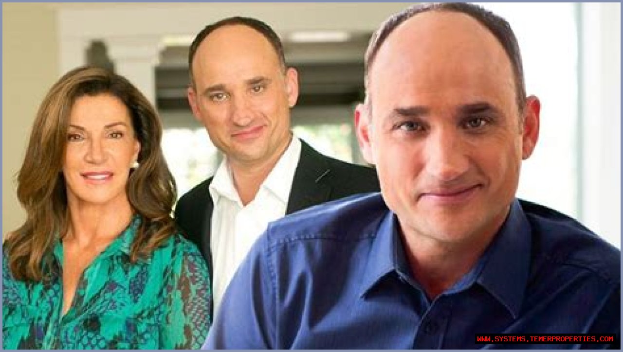 Exploring The Enigmatic Life Of SmalltownBecky: A Digital Icon